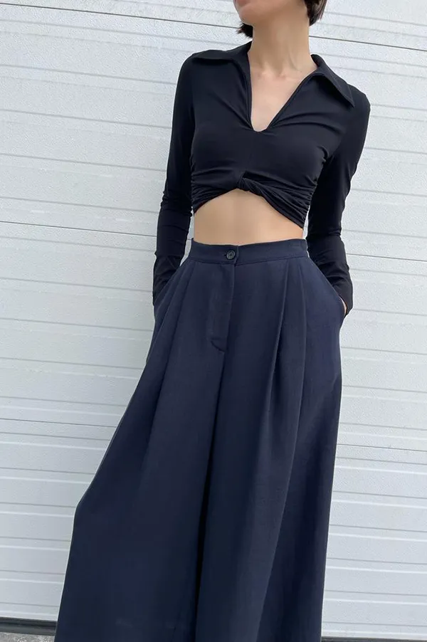 Coma Cropped Top in Black