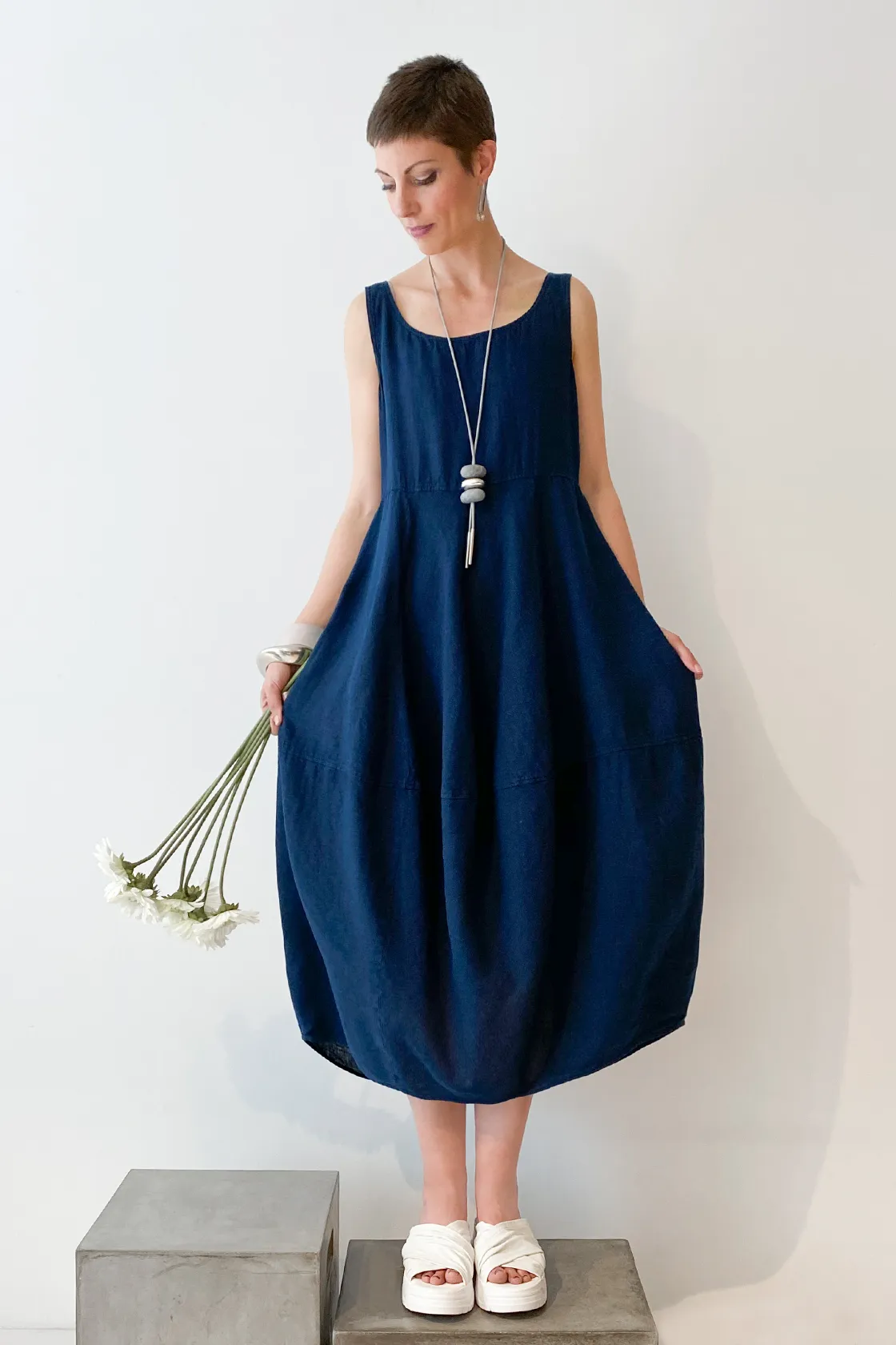 GRIZAS Palloncino Dress in Navy Linen