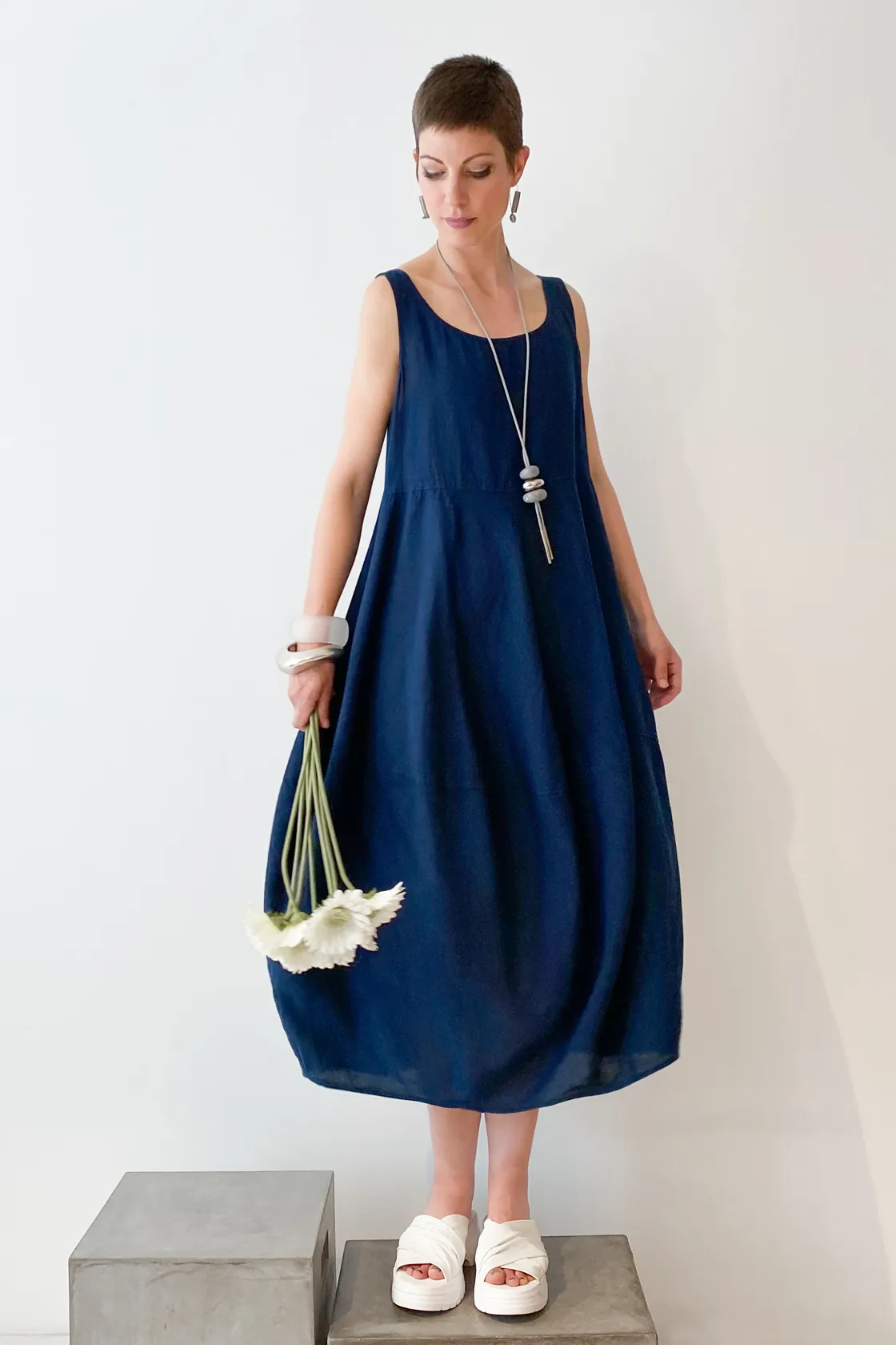 GRIZAS Palloncino Dress in Navy Linen