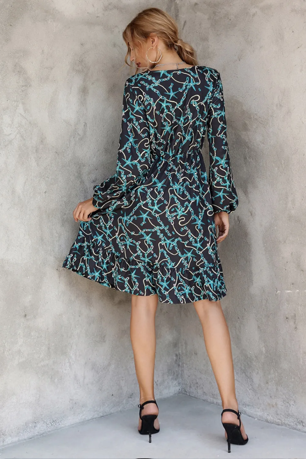 Mid-length Long-sleeved Slim Dress