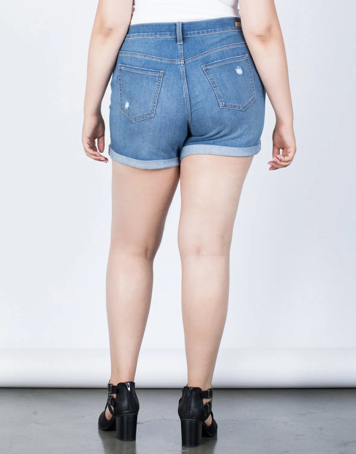 Plus Size Love Your Cuffed Shorts