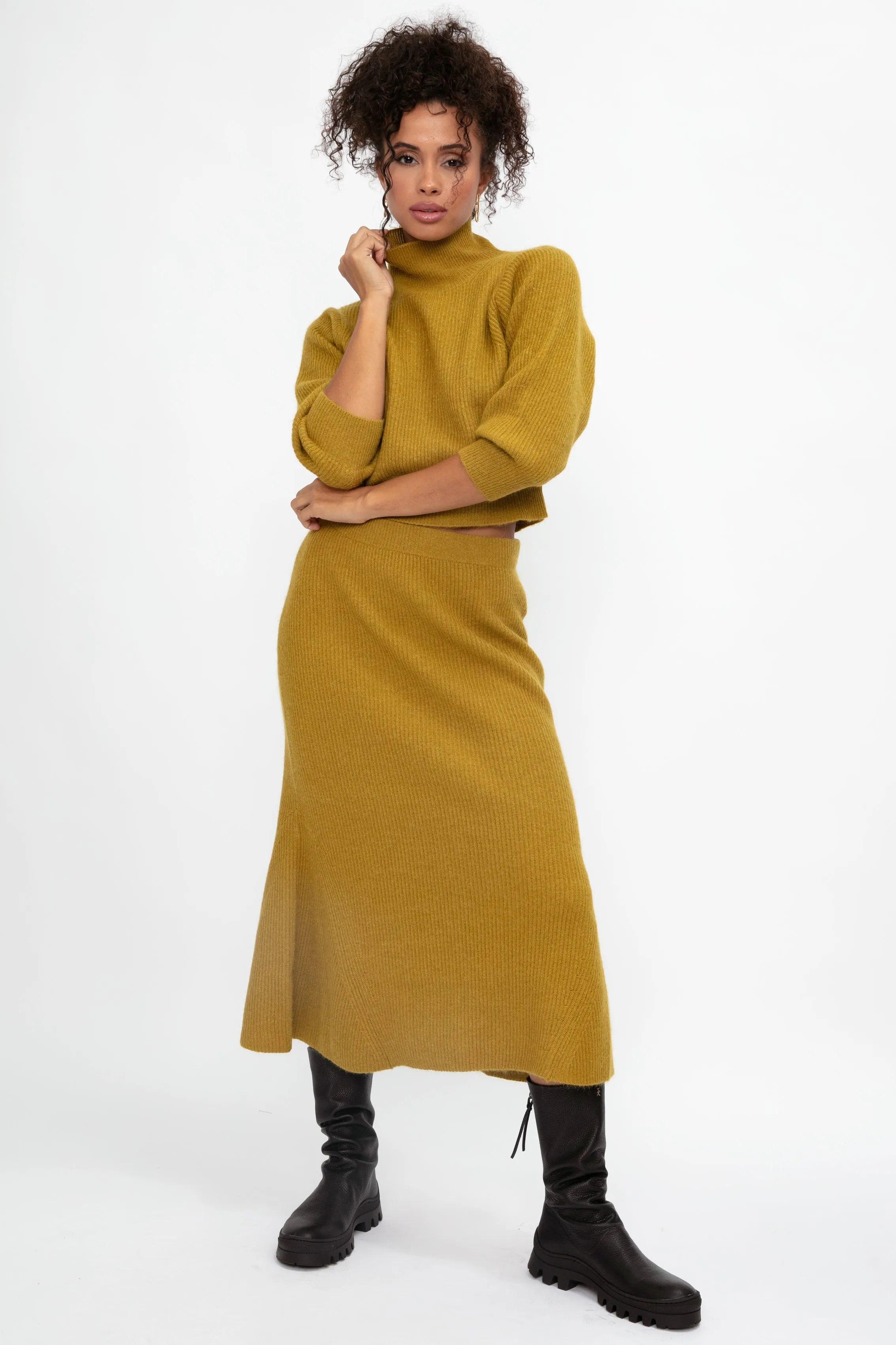 Ribbed Wool Skirt in Curry