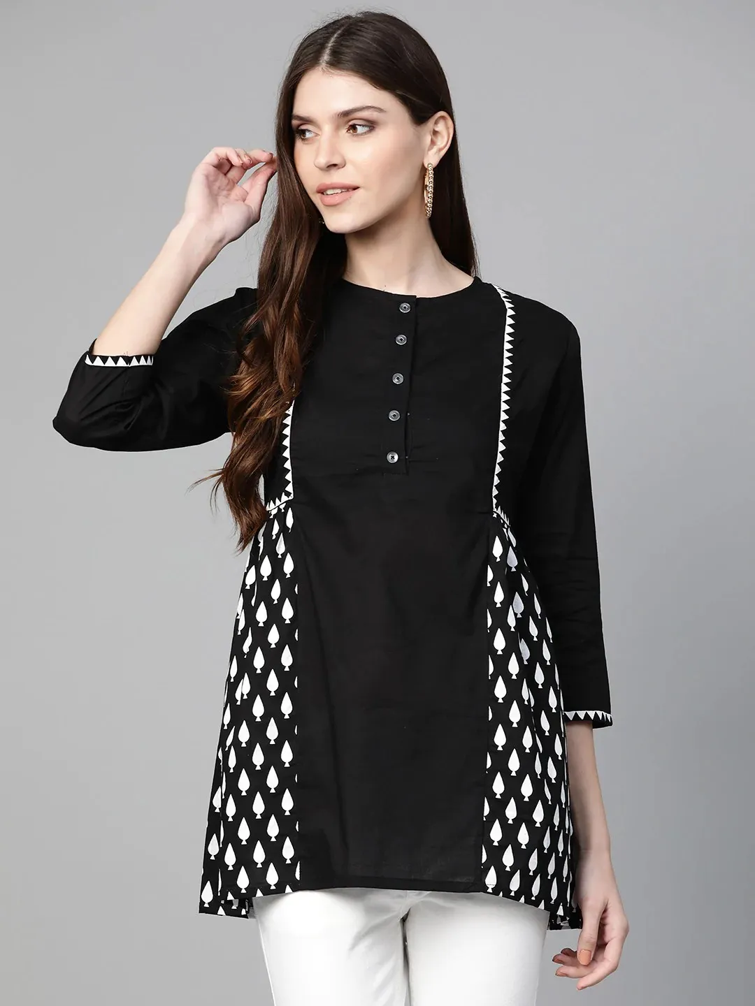 Women'S Black & White Printed Tunic